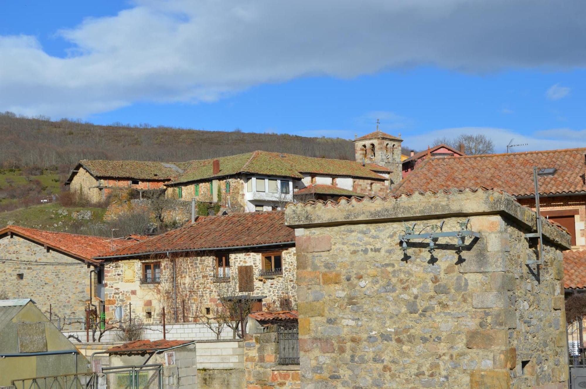 Casa Simon Pensionat Cervera De Pisuerga Exteriör bild